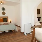 Casa Com Patio-sao Lourenco-ericeira Holiday home Casais de Sao Lourenco