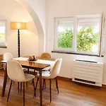 Casa Com Patio-sao Lourenco-ericeira Holiday home Casais de Sao Lourenco