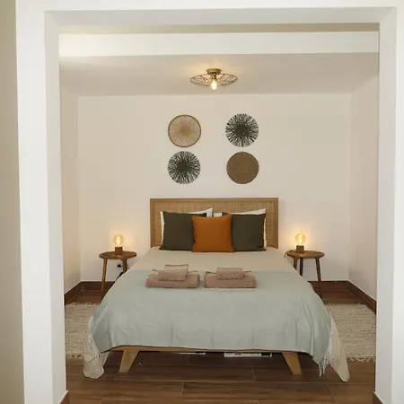 Casa Com Patio-sao Lourenco-ericeira Feriehus