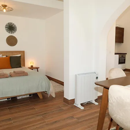 Casa Com Patio-sao Lourenco-ericeira بيت للعطل Casais de Sao Lourenco