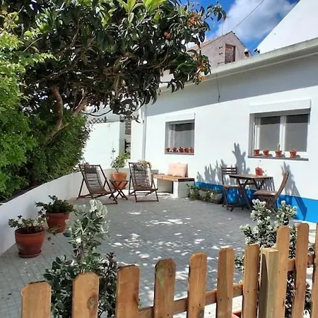 Casa Com Patio-sao Lourenco-ericeira بيت للعطل Casais de Sao Lourenco