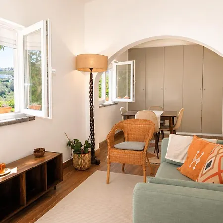 Casa Com Patio-sao Lourenco-ericeira 펜션
