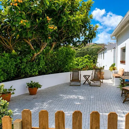 Casa Com Patio-sao Lourenco-ericeira 펜션